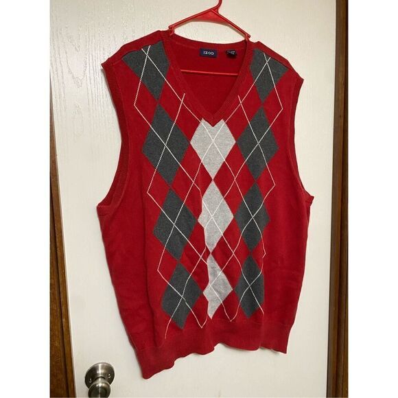 Izod Red Gray Plaid Sweater Vest Size XL - Picture 2 of 4